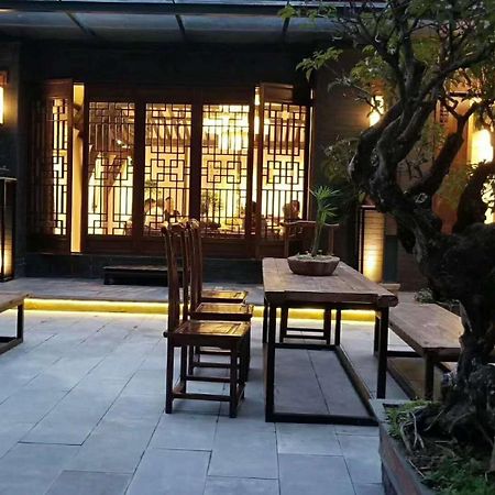 Zhuangse Chengdu Youth Hostel エクステリア 写真