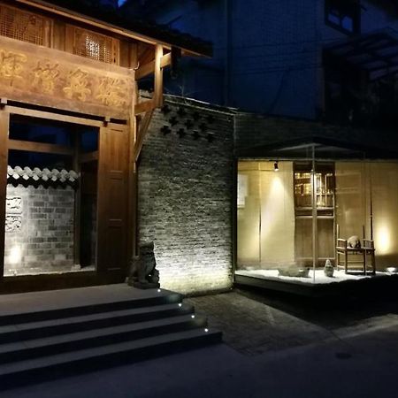 Zhuangse Chengdu Youth Hostel エクステリア 写真