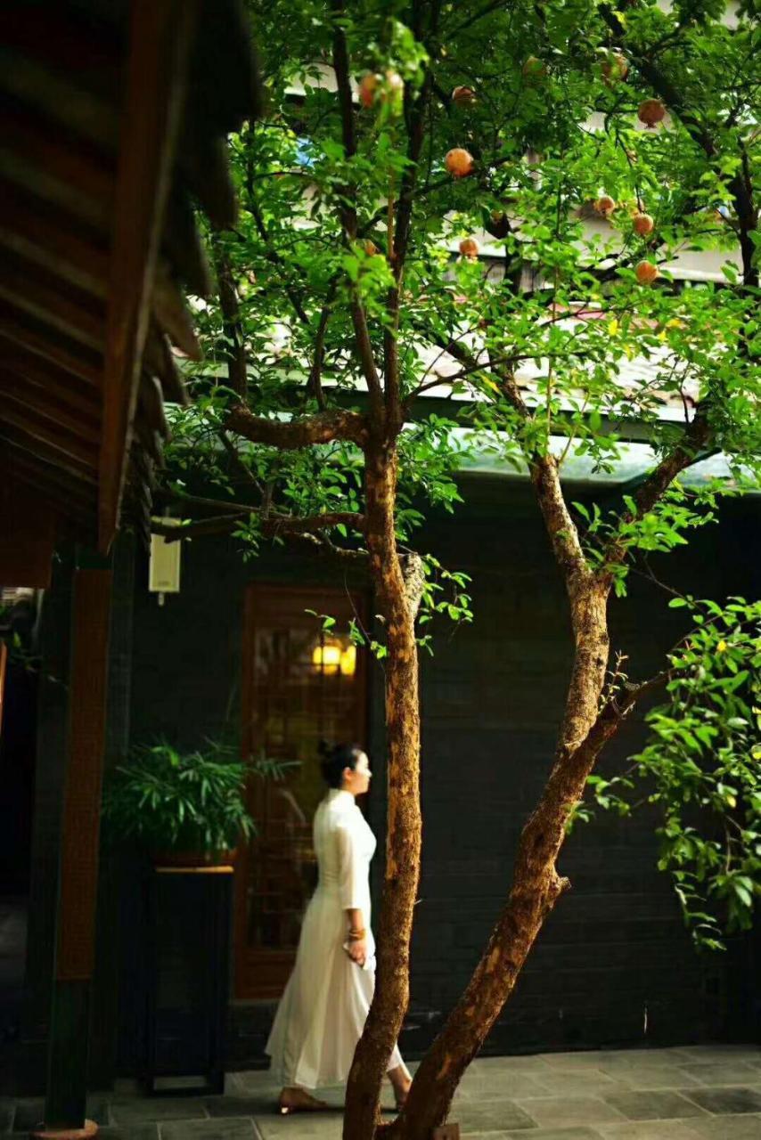 Zhuangse Chengdu Youth Hostel エクステリア 写真